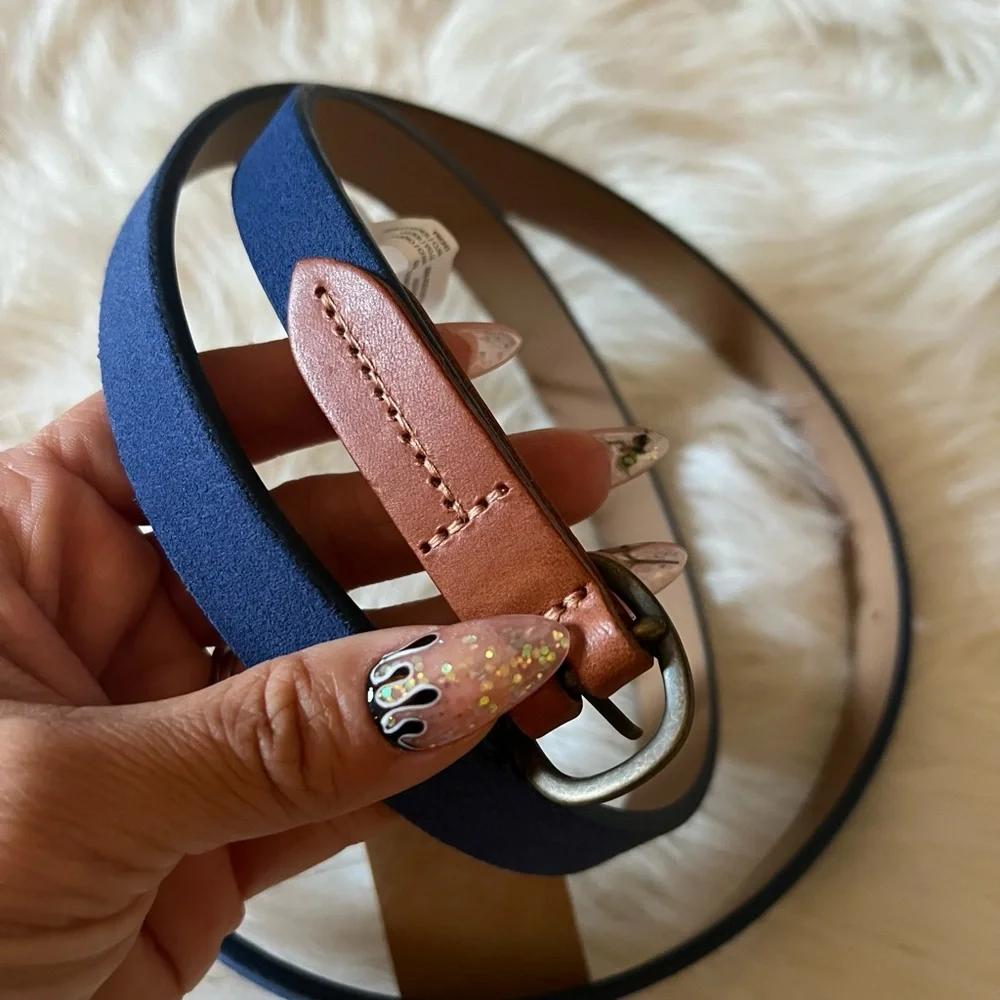 NWT Levi’s Boys Genuine Leather Blue Belt